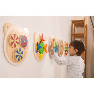 Wooden Wall Toy - Matching Numbers